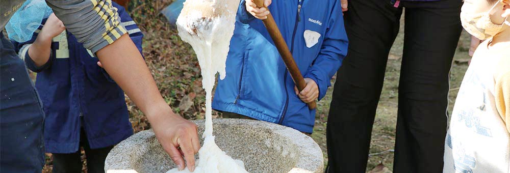 餅つきの画像です